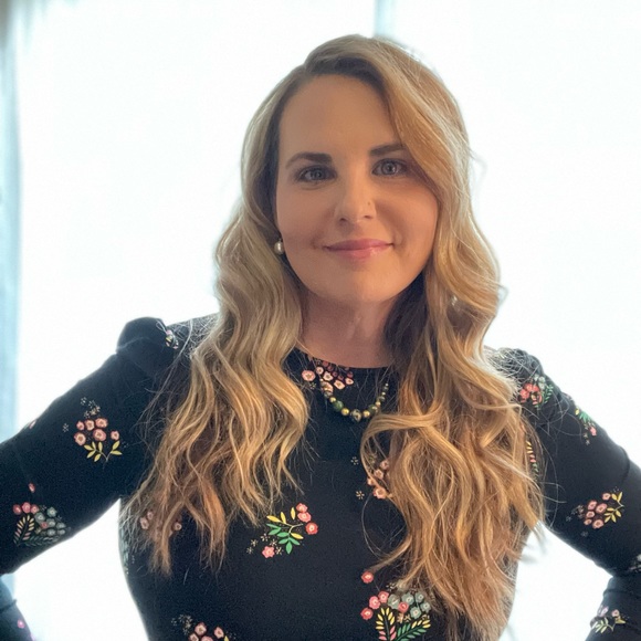 Meet your Posher, Elizabeth - Picture 1 of 1